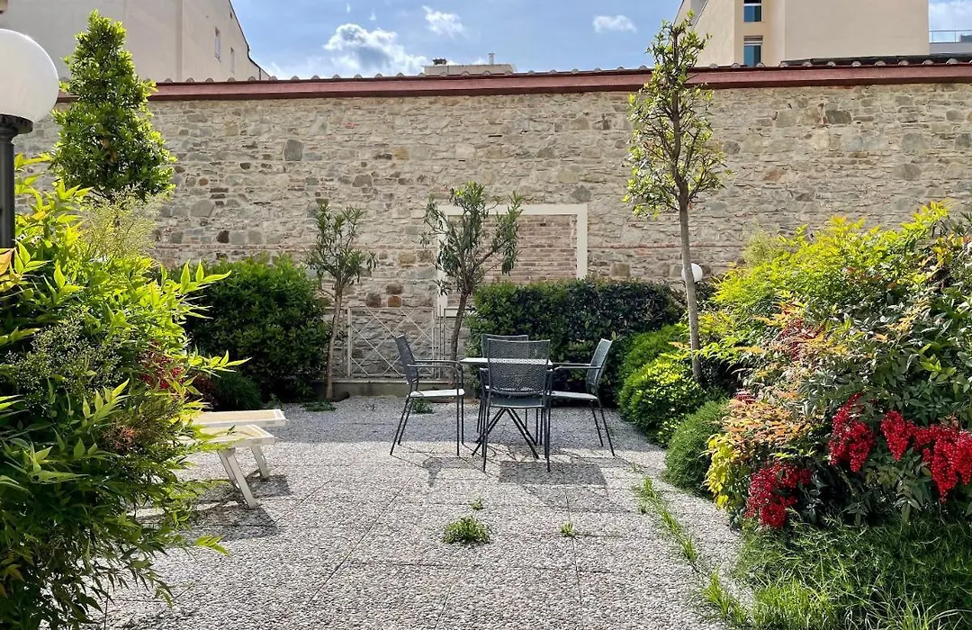 Borgo Guelfo VIII-1