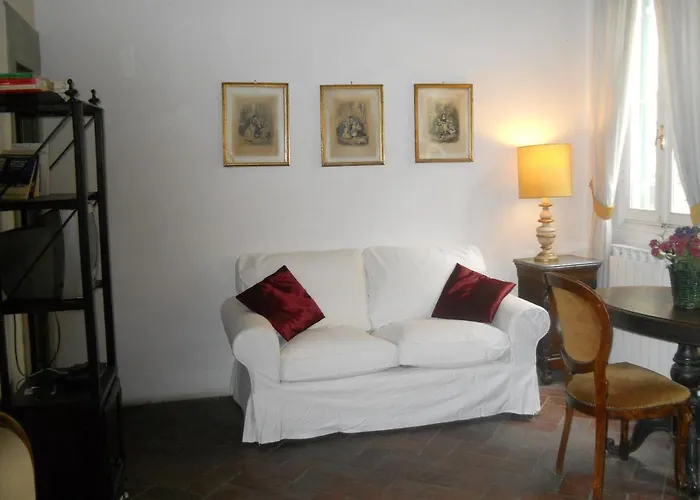 Florence Medici Apartment